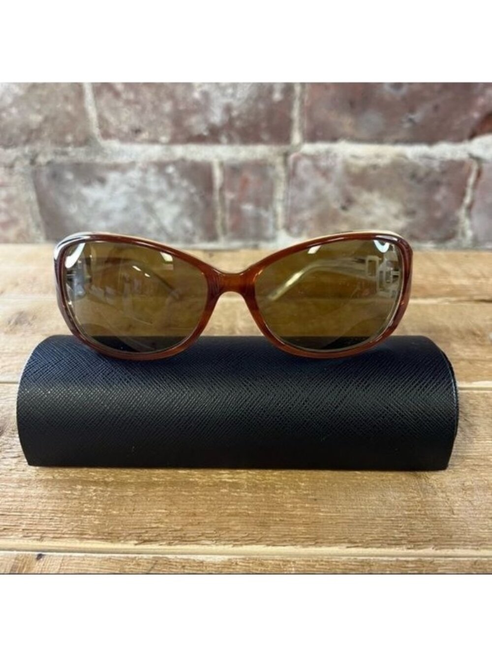 Fossil Womens Mckenna Brown & Clear Sunglasses With Metal Accents & Case
